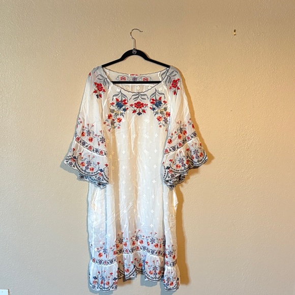 Johnny Was Dresses & Skirts - Johnny Was White Dress with Red and Blue Embroidery